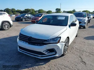 2018 Volkswagen Jetta 1.4T SE with VIN 3VWDB7AJXJM225016, listed as a IAAI auction lot 41309884 with 57,773 mi miles. Bid and sale history available at carsss.com. Image 6.