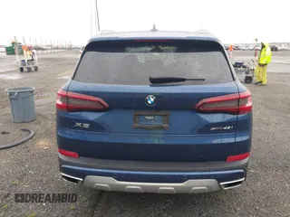 2020 BMW X5 xDrive40i z VIN 5UXCR6C08L9C37774, wystawiony jako IAAI lot #42202870 z przebiegiem 23 918 mil mil oraz . Historia ofert i sprzedaży dostępna na DreamBid. Obrazek 17.