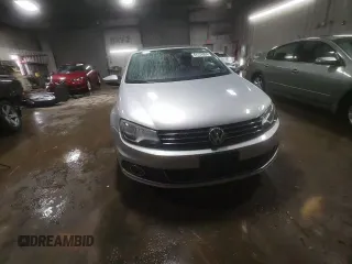 2012 Volkswagen Eos Lux with VIN WVWFW7AH8CV000549, listed as a Copart auction lot 81134064 with 47,432 mi miles and Salvage Title. Bid and sale history available at DreamBid. Image 14.