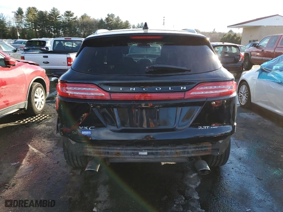 2017 Lincoln MKC Reserve with VIN 5LMTJ3DH0HUL58076, listed as a Copart auction lot 88581475 with NaN miles and Salvage Title. Bid and sale history available at carsss.com. Image 6.