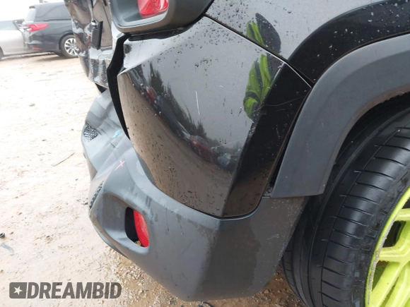 2018 Jeep Renegade Latitude z VIN ZACCJABB2JPJ36508, wystawiony jako IAAI lot #41571789 z przebiegiem 119 128 mil mil oraz . Historia ofert i sprzedaży dostępna na DreamBid. Obrazek 19.