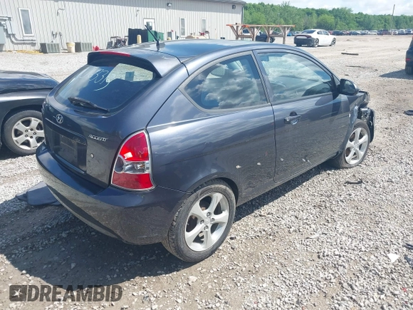 2008 Hyundai Accent SE z VIN KMHCN36C28U063313, wystawiony jako IAAI lot #42241892 z przebiegiem 147 097 mil mil oraz . Historia ofert i sprzedaży dostępna na DreamBid. Obrazek 4.