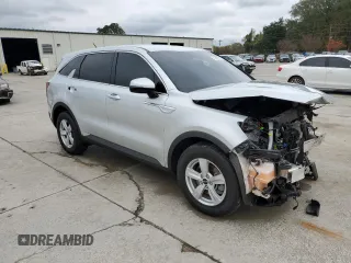 2022 Kia Sorento LX with VIN 5XYRG4LC9NG099337, listed as a Copart auction lot 81526394 with 30,962 mi miles and Salvage Title. Bid and sale history available at carsss.com. Image 4.
