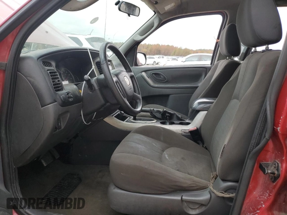2005 Mazda Tribute i with VIN 4F2YZ02Z55KM63784, listed as a Copart auction lot 82362674 with Not Provided miles and Salvage Title. Bid and sale history available at carsss.com. Image 7.