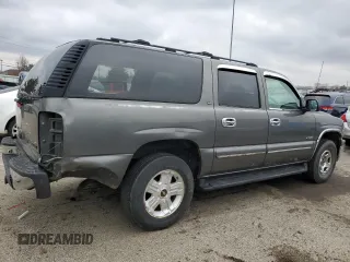 2000 Chevrolet Suburban with VIN 1GNFK16T1YJ150403, listed as a Copart auction lot 44657965 with 206,937 mi miles and Salvage Title. Bid and sale history available at carsss.com. Image 3.