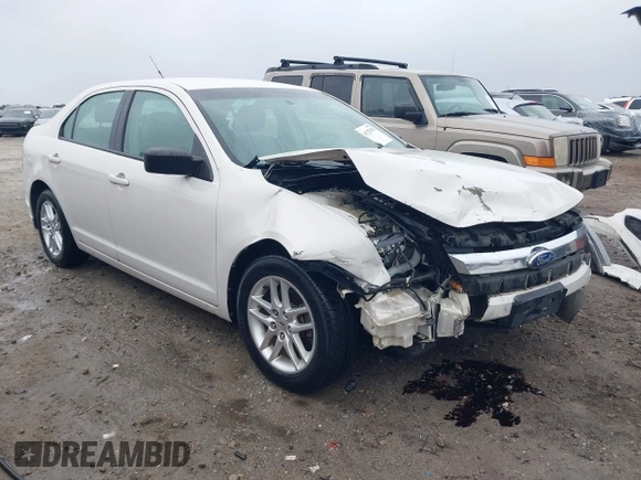 2011 Ford Fusion S with VIN 3FAHP0GAXBR337460, listed as a IAAI auction lot 41727079 with 247,696 mi miles. Bid and sale history available at carsss.com. Image 1.