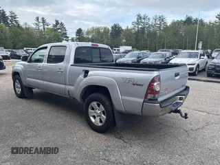 2010 Toyota Tacoma with VIN 5TEMU4FN9AZ700195, listed as a IAAI auction lot 42292106 with 232,453 mi miles and . Bid and sale history available at DreamBid. Image 3.