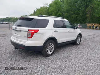 2011 Ford Explorer XLT with VIN 1FMHK8D84BGA29275, listed as a IAAI auction lot 42095729 with 108,380 mi miles and . Bid and sale history available at carsss.com. Image 4.