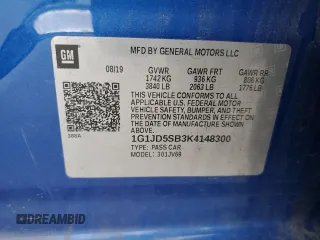 2019 Chevrolet Sonic LT z VIN 1G1JD5SB3K4148300, wystawiony jako Copart lot #52169025 z przebiegiem 59 689 mil mil oraz Szkoda całkowita • Salvage title. Historia ofert i sprzedaży dostępna na DreamBid. Obrazek 12.