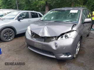 2015 Toyota Sienna LE AAS with VIN 5TDKK3DC8FS632906, listed as a IAAI auction lot 42533867 with 128,980 mi miles and . Bid and sale history available at DreamBid. Image 6.