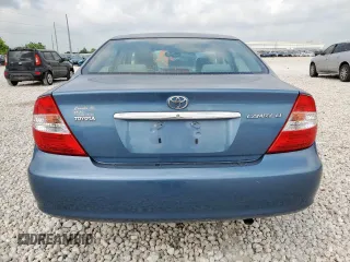 2004 Toyota Camry LE z VIN 4T1BE32K24U855206, wystawiony jako Copart lot #57270895 z przebiegiem 62 727 mil mil oraz Szkoda całkowita • Salvage title. Historia ofert i sprzedaży dostępna na DreamBid. Obrazek 6.
