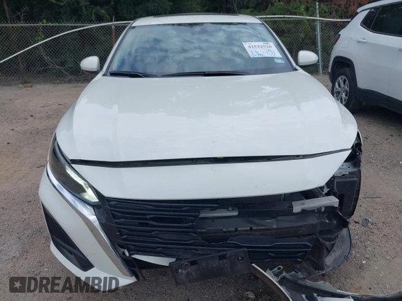 2025 Nissan Altima SV z VIN 1N4BL4DV8SN364434, wystawiony jako IAAI lot #42532928 z przebiegiem 14 521 mil mil oraz . Historia ofert i sprzedaży dostępna na DreamBid. Obrazek 12.