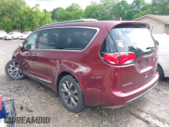 2018 Chrysler Pacifica Limited with VIN 2C4RC1GG3JR226337, listed as a IAAI auction lot 42519396 with 102,229 mi miles and . Bid and sale history available at DreamBid. Image 3.