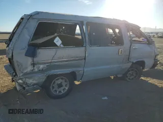 1987 Toyota Van LE with VIN JT3YR26W6H5029005, listed as a Copart auction lot 85595734 with 444,072 mi miles and Salvage Title. Bid and sale history available at carsss.com. Image 3.