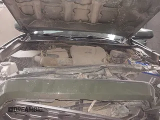 2021 Toyota Tacoma SR z VIN 3TYCZ5AN2MT049069, wystawiony jako IAAI lot #42116964 z przebiegiem 96 275 mil mil oraz . Historia ofert i sprzedaży dostępna na DreamBid. Obrazek 10.