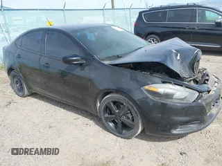2016 Dodge Dart SXT z VIN 1C3CDFBB6GD531424, wystawiony jako IAAI lot #39656390 z przebiegiem 102 097 mil mil oraz . Historia ofert i sprzedaży dostępna na DreamBid. Obrazek 1.