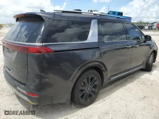 2024 Kia Carnival SX with VIN KNDNE5H37R6331882, listed as a Copart auction lot 70663554 with 21,260 mi miles and Salvage Title. Bid and sale history available at carsss.com. Image 3.