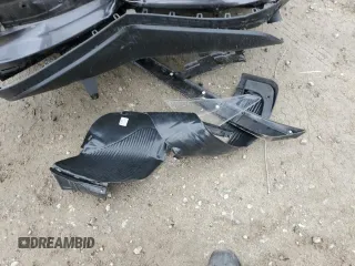 2017 Toyota RAV4 LE z VIN JTMBFREV8HJ138052, wystawiony jako Copart lot #61393655 z przebiegiem 49 785 mil mil oraz Szkoda całkowita • Salvage title. Historia ofert i sprzedaży dostępna na DreamBid. Obrazek 13.