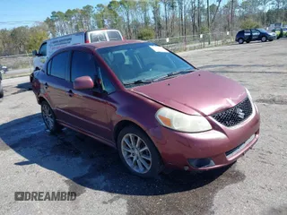 2008 Suzuki SX4 Convenience Pkg with VIN JS2YC415285110998, listed as a IAAI auction lot 41772963 with 172,908 mi miles. Bid and sale history available at carsss.com. Image 1.