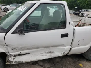 1998 GMC Sonoma z VIN 1GTCS1443W8511481, wystawiony jako Copart lot #54587395 z przebiegiem 104 975 mil mil oraz Szkoda całkowita • Salvage title. Historia ofert i sprzedaży dostępna na DreamBid. Obrazek 7.