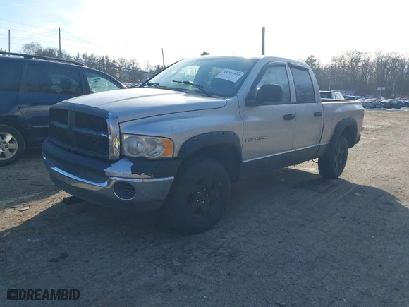 2005 Dodge Ram 1500 SLT with VIN 1D7HU18N65J570282, listed as a IAAI auction lot 41205833 with 216,122 mi miles. Bid and sale history available at carsss.com. Image 2.