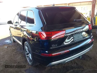 2017 Audi Q7 Premium Plus z VIN WA1LAAF78HD001416, wystawiony jako IAAI lot #42543835 z przebiegiem 110 037 mil mil oraz . Historia ofert i sprzedaży dostępna na DreamBid. Obrazek 3.