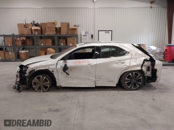 2021 Lexus UX 250h z VIN JTHP9JBHXM2041595, wystawiony jako IAAI lot #41046223 z przebiegiem 27 773 mil mil oraz . Historia ofert i sprzedaży dostępna na DreamBid. Obrazek 15.