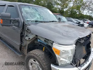 2011 Ford F-250 XL with VIN 1FT7W2A68BEB68809, listed as a IAAI auction lot 40592632 with 189,675 mi miles and . Bid and sale history available at carsss.com. Image 6.