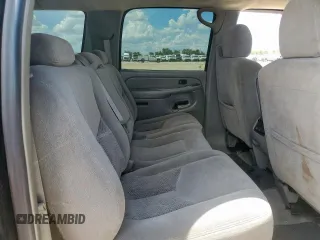 2005 Chevrolet Suburban LT with VIN 3GNEC16Z95G257855, listed as a Copart auction lot 61812335 with 188,511 mi miles and Salvage title. Bid and sale history available at DreamBid. Image 11.