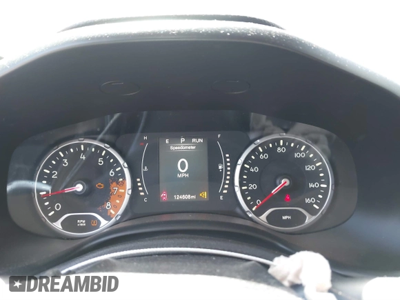 2016 Jeep Renegade Latitude with VIN ZACCJBBT1GPD65532, listed as a IAAI auction lot 41642242 with 124,608 mi miles. Bid and sale history available at carsss.com. Image 7.