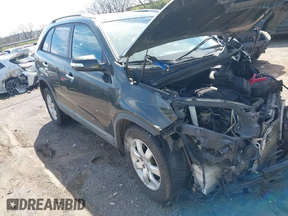 2012 Kia Sorento LX with VIN 5XYKT3A62CG306961, listed as a IAAI auction lot 41858307 with 152,344 mi miles. Bid and sale history available at carsss.com. Image 1.