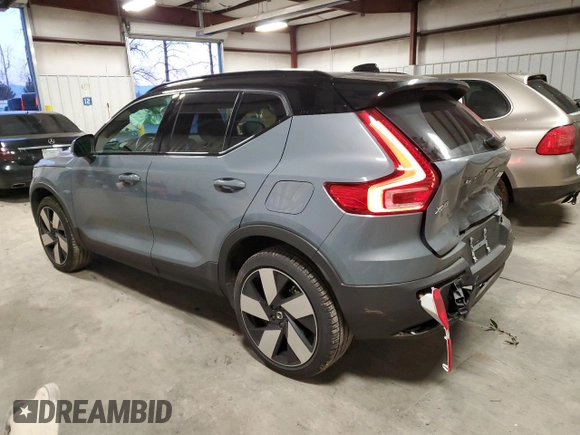 2023 Volvo XC40 Ultimate z VIN YV4ED3UMXP2077012, wystawiony jako Copart lot #41918315 z przebiegiem 20 117 mil mil oraz Szkoda całkowita • Salvage title. Historia ofert i sprzedaży dostępna na DreamBid. Obrazek 2.