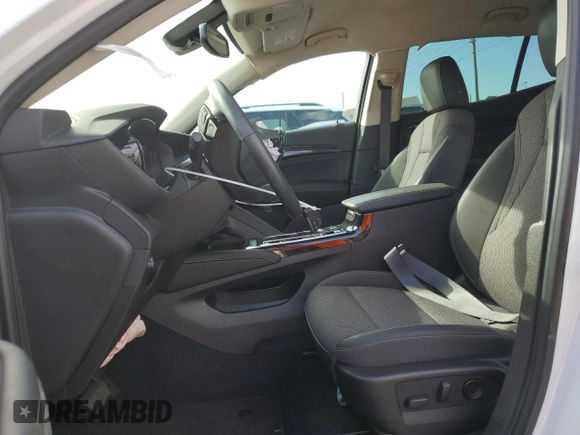 2022 Buick Envision Preferred with VIN LRBAZLR46ND009866, listed as a Copart auction lot 46472455 with 17,175 mi miles and Salvage Title. Bid and sale history available at carsss.com. Image 7.