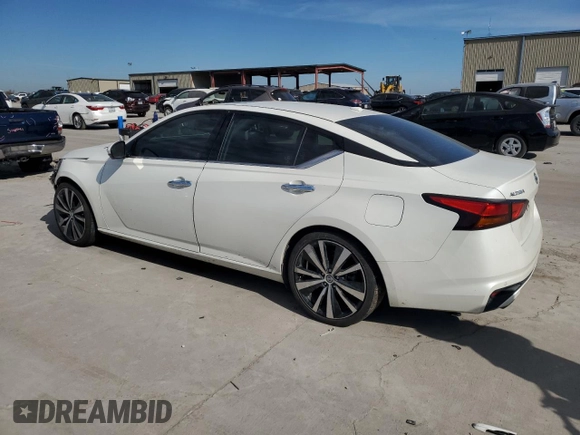 2019 Nissan Altima 2.5 Platinum with VIN 1N4BL4FV3KC114933, listed as a Copart auction lot 82250244 with 71,788 mi miles and Salvage Title. Bid and sale history available at carsss.com. Image 2.