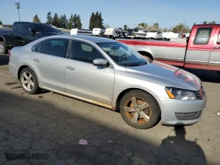2014 Volkswagen Passat SE with VIN 1VWBP7A38EC008825, listed as a Copart auction lot 51813885 with 197,754 mi miles and Clean Title. Bid and sale history available at carsss.com. Image 4.