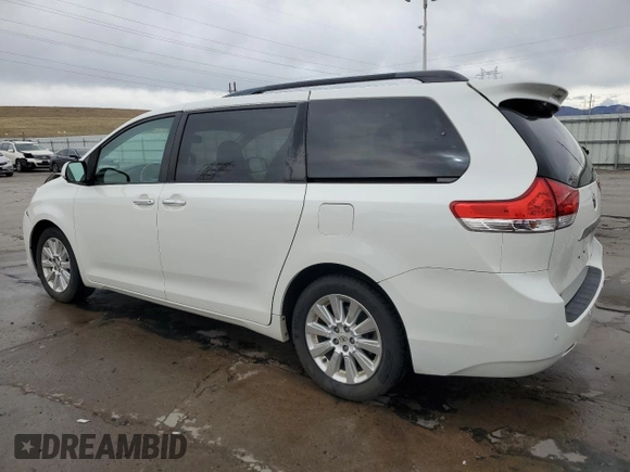 2011 Toyota Sienna XLE with VIN 5TDDK3DC9BS026467, listed as a Copart auction lot 49102135 with 236,534 mi miles and Salvage Title. Bid and sale history available at carsss.com. Image 2.