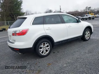 2011 Mazda CX-9 Sport with VIN JM3TB3BV9B0304410, listed as a IAAI auction lot 41511952 with 136,769 mi miles and . Bid and sale history available at DreamBid. Image 4.
