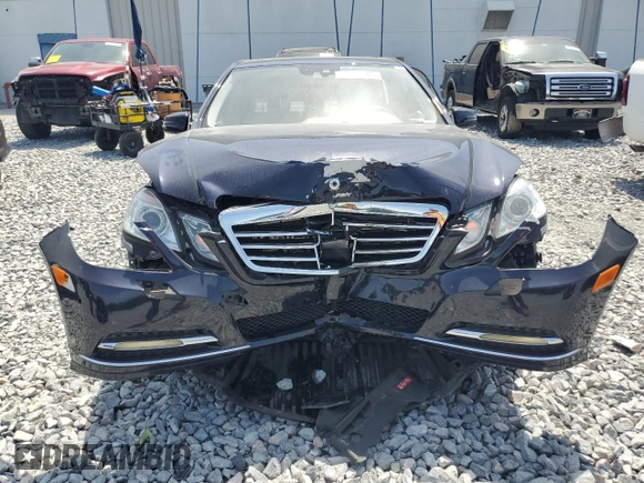 2011 Mercedes-Benz E 550 Luxury с VIN WDDHF9AB2BA310465, выставлен на аукционе Copart как лот 53798105 с пробегом 158 173 миль миль и Списание • Salvage title. История ставок и продаж доступна на DreamBid. Изображение 5.