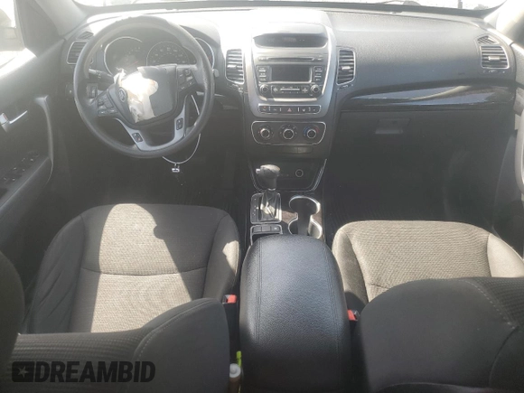 2015 Kia Sorento LX with VIN 5XYKTCA69FG562972, listed as a Copart auction lot 53233305 with 145,573 mi miles and Clean Title. Bid and sale history available at carsss.com. Image 8.