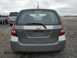 2008 Honda Fit с VIN JHMGD38488S807537, выставлен на аукционе Copart как лот 56528775 с пробегом 179 653 миль миль и Чистый • Clean title. История ставок и продаж доступна на DreamBid. Изображение 6.