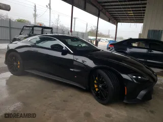 2019 Aston Martin Vantage with VIN SCFSMGAW3KGN00948, listed as a Copart auction lot 60547444 with 26,299 mi miles and Non Repairable. Bid and sale history available at carsss.com. Image 4.