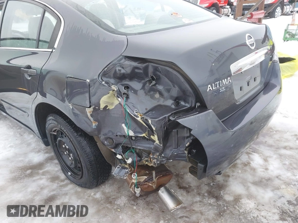 2010 Nissan Altima 2.5 S with VIN 1N4AL2AP6AN460986, listed as a IAAI auction lot 41614767 with 102,881 mi miles. Bid and sale history available at carsss.com. Image 6.