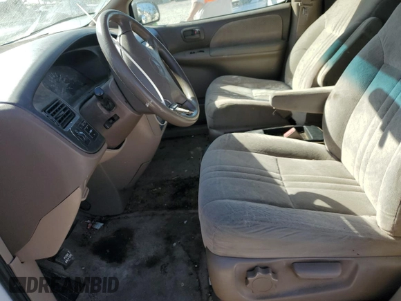1998 Toyota Sienna LE with VIN 4T3ZF13C8WU067192, listed as a Copart auction lot 74510584 with 198,314 mi miles and Clean Title. Bid and sale history available at carsss.com. Image 7.