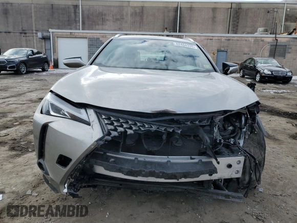 2022 Lexus UX 200 with VIN JTHX3JBH6N2051446, listed as a Copart auction lot 42404335 with 26,866 mi miles and Salvage title. Bid and sale history available at DreamBid. Image 5.