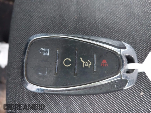 2019 Chevrolet Equinox LT with VIN 2GNAXUEV4K6106092, listed as a IAAI auction lot 42010880 with 66,011 mi miles and . Bid and sale history available at DreamBid. Image 11.