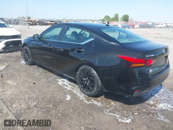 2019 Nissan Altima S z VIN 1N4BL4BV7KC124662, wystawiony jako IAAI lot #42050130 z przebiegiem 145 846 mil mil oraz . Historia ofert i sprzedaży dostępna na DreamBid. Obrazek 3.
