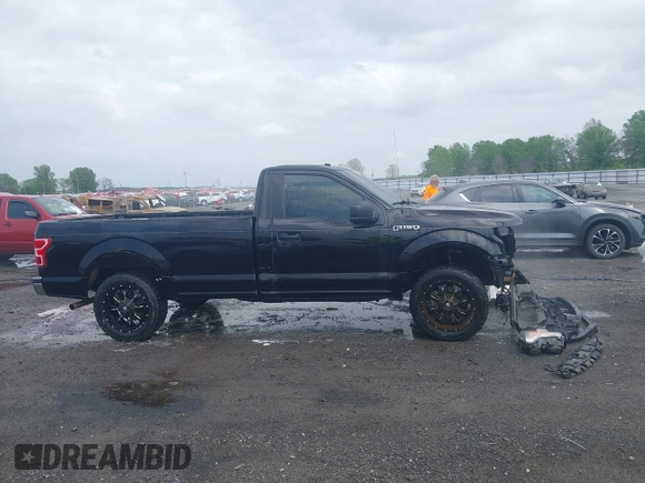 2019 Ford F-150 XL z VIN 1FTMF1CB7KKD87222, wystawiony jako IAAI lot #41955665 z przebiegiem 129 786 mil mil oraz . Historia ofert i sprzedaży dostępna na DreamBid. Obrazek 13.
