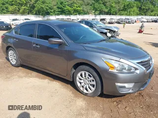 2015 Nissan Altima SV with VIN 1N4AL3AP7FC254990, listed as a IAAI auction lot 42031556 with 132,117 mi miles and . Bid and sale history available at carsss.com. Image 1.