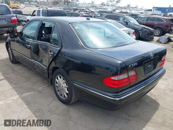 2000 Mercedes-Benz E 320 with VIN WDBJF65J4YB121264, listed as a IAAI auction lot 42245628 with 231,799 mi miles and . Bid and sale history available at DreamBid. Image 3.