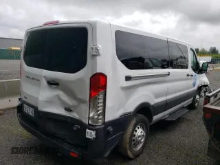 2023 Ford Transit Passenger XL with VIN 1FBAX9Y81PKC05893, listed as a Copart auction lot 66302764 with 4,084 mi miles and Salvage Title. Bid and sale history available at DreamBid. Image 3.